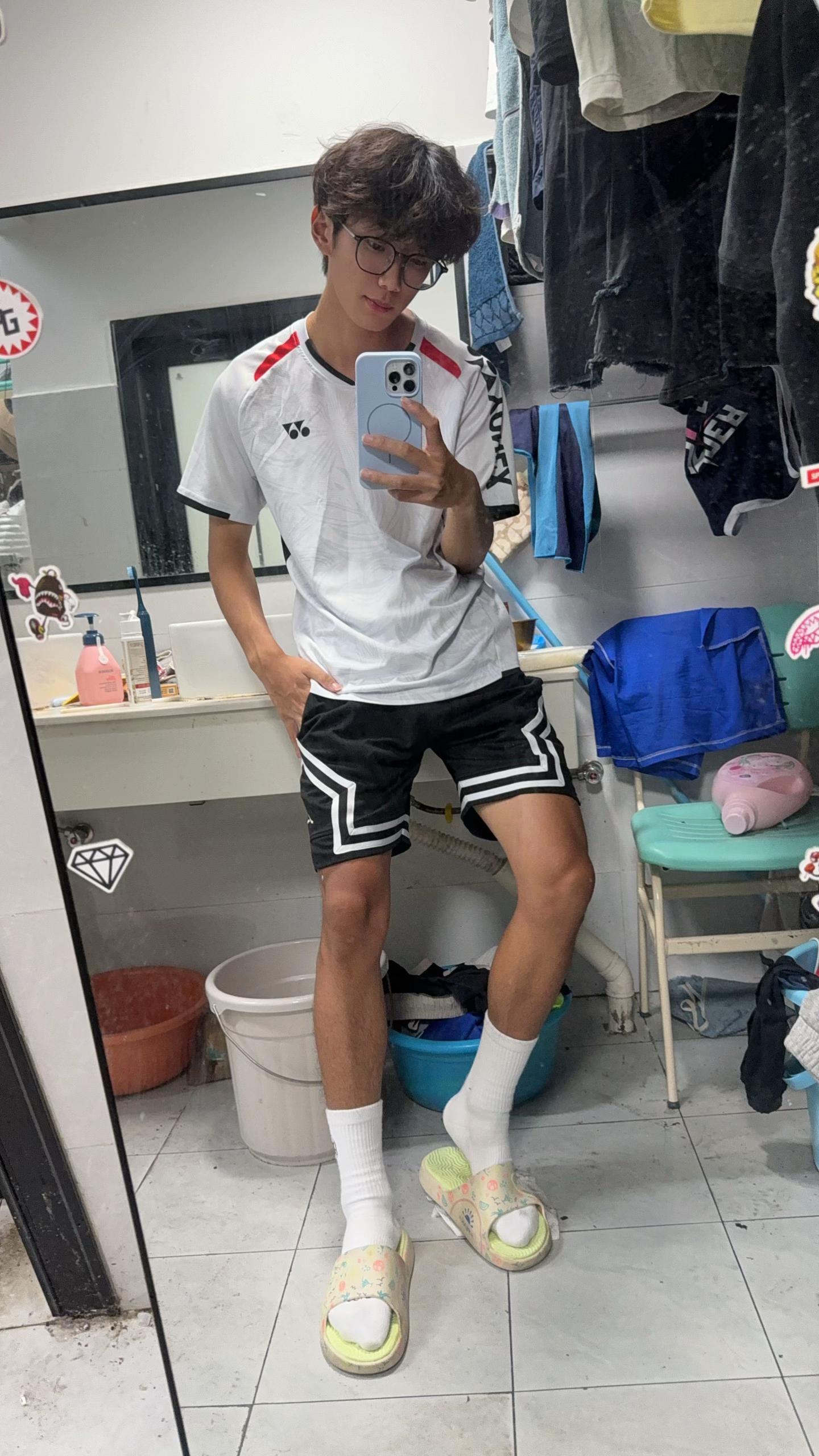 打完球大汗淋漓🥵#黑皮 #训练 #卷毛