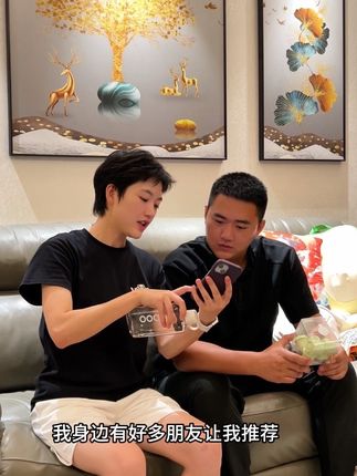 俺弟最近心情挺好,国庆出去玩儿又可以帅一把了!#日常分享#自律心得#旅游#高阶黑咖#fiboo清晨咖