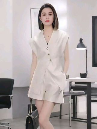 #小飞袖上衣短裤套装#时尚套装#女装#穿出高级感#谁穿谁好看