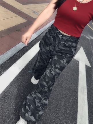 相逢已是上上签 何须相思煮余年; 即便此生不复见 相伴一程已 心安……#穿搭#显瘦穿搭 #早秋穿搭 #小个子穿搭 #ootd穿搭