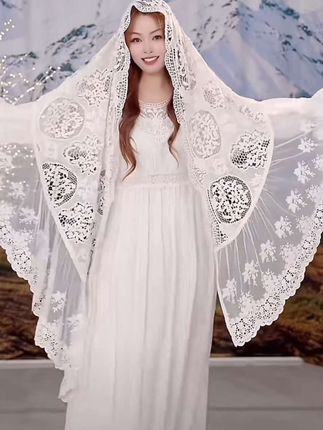 #爱丽儿钩花三角巾#披肩蕾丝#翅膀斗篷#甜美穿搭 #出游穿搭