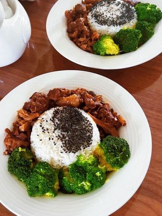 鲜掉眉毛的干巴菌卤肉饭#爱生活爱美食 #这也太好吃了 #快来一起尝个鲜