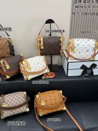 单肩斜挎软盒子包包#潮流女包 #时尚女士包包#包包控每天更新 #总有一款适合你 #精选好物