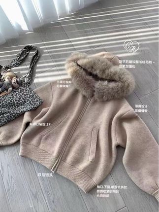 慵懒卡其毛领连帽毛衣外套女秋冬2025新款高级松弛感拉链针织开衫#时尚穿搭 #秋冬外套推荐 @抖音小助手