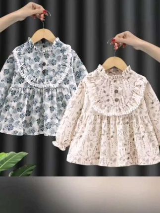 这哪里是罩衣啊,明明就是漂亮的小裙子!冬天就不用天天洗棉袄了,袖口还是松紧的,不勒宝宝小手,底部还有防水层,做工细节真的很不错,关键还不贵,#反穿衣 #儿童围兜 #儿童围裙 #儿童罩衣