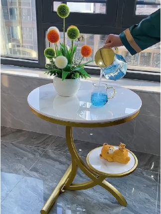 #创作灵感 轻奢双层边几,小桌子客厅沙发小茶几,现代创意置物架,家用简易床头柜#轻奢双层茶几#简约轻奢双层茶几#居家好物@DOU+小助手 @巨量千川