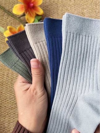 降温了、保暖防臭的纯棉中筒袜来啦! #秋冬穿搭 #纯棉 男袜 #防臭袜 #源头实力厂家 #随时随地标记一下
