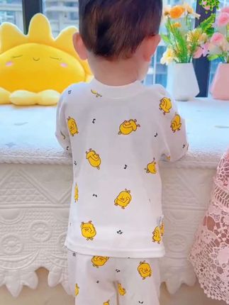 有经验的妈妈都知道,宝宝的秋装哈衣秋裤要提前囤上,还是A类纯棉,真的便宜又好穿了#宝宝秋衣秋裤#儿童家居服#母婴好物