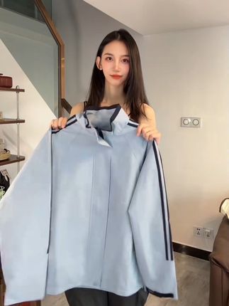 跟我这么穿不帅来打我!! #夹克外套 #ootd穿搭 #早秋穿搭 #男女同款