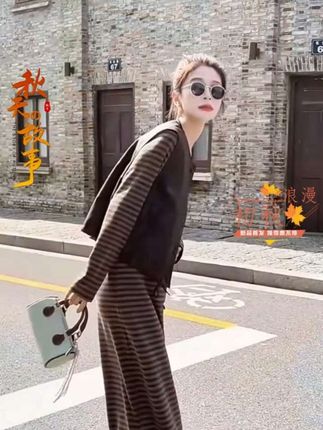 #大码宽松两件套 #马甲裙子套装 #时髦穿搭女装 #面料柔软舒适 #谁穿谁好看不分年龄段@DOU+小助手 @巨量千川
