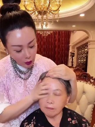 一瓶30贵妇膏和一盒30颗美白油,送一袋美白油和一个贵妇膏468元#护肤分享 #好皮肤养出来 #万般微颜护肤品 #万般微颜贵妇膏 #万般微颜丽肤油