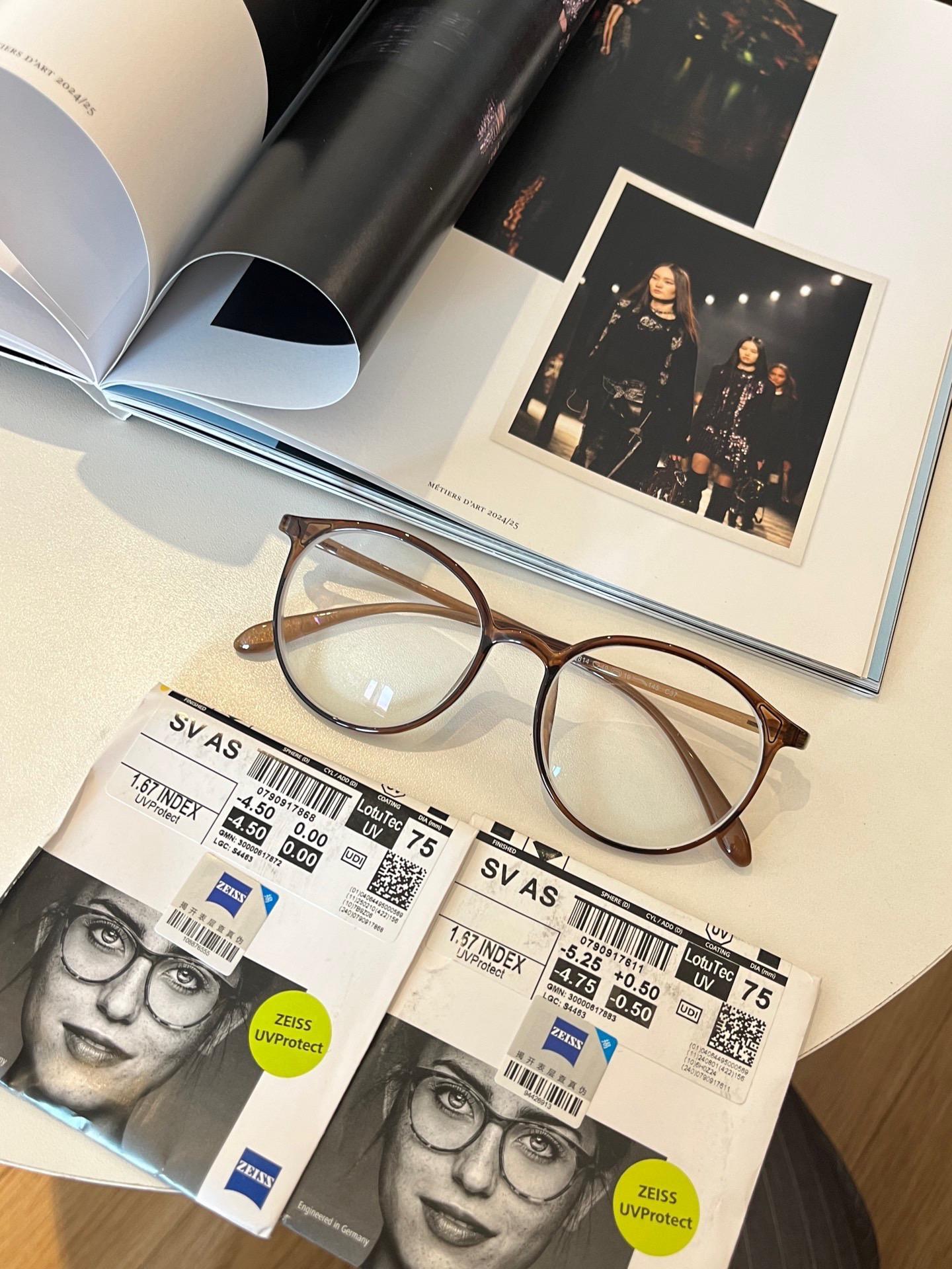 ✅:客定款。🔍客订二珂同款丸作Tr 1.67蔡司A系列(均有防伪,折扣〰️ 📖475散50,450 超轻百搭瑜伽框 💗 #蔡司镜片 #瑜伽眼镜 #近视眼镜 #女生眼镜搭配 #超轻眼镜架