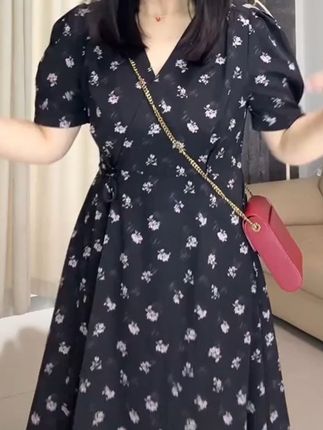 尚都比拉【四种款式】碎花印花茶歇连衣裙O3097/O3118/O0043/O3117#夏日最爱连衣裙 #夏款上新 #碎花连衣裙 #适合通勤穿的夏日裙装推荐 #连衣裙分享
