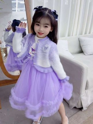 秋天来喽,小宝贝暖暖的两件套可以备起来拉#生女儿就要这样穿 #童装搭配每日更新 #生女儿就是用来打扮的 #骗你生女儿 #每日童装穿搭分享