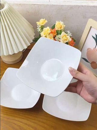 家用陶瓷8英寸大号沙拉碗盘水果盘翘脚盘子纯白餐具#四角盘子 #盘子 #陶瓷餐具 #厨房餐具 @DOU+小助手