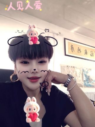 #生活是一种态度 #每天笑一笑把烦恼忘掉 虽然我长的不咋滴,我不怕,抖爸爸给了我勇气,美颜功能强大呀,😅😅🤭🤭🤭