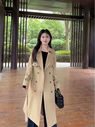 九月底就要听九月底 #今天穿什么 #风衣 #秋冬穿搭