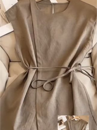 【阿芝专属】网红开叉无袖圆领衬衫女夏季2025轻熟气质上衣51859#网红开叉无袖衬衫 #气质上衣 #上热门🔥 #爆款热卖中 #便宜又好穿
