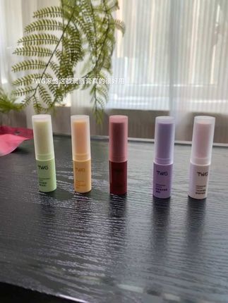 果然东西还是反季买才划算,这个润唇膏到手两支才这个价真的巨巨巨好用#唇膏 #学生党好物#