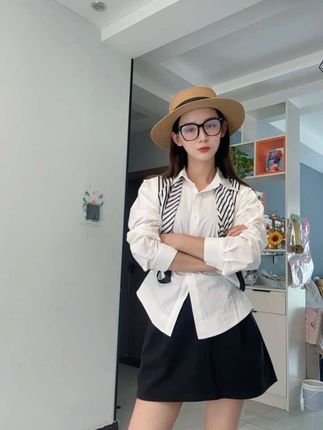 我也有心事,但是谁也不说, 因为我知道,言一出泪必落……