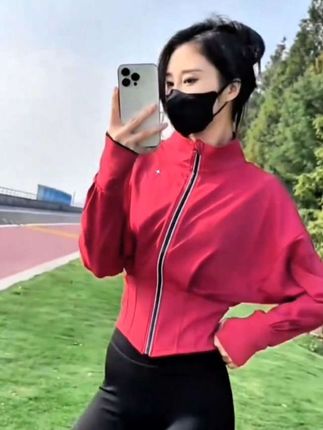 速干高弹瑜伽服上衣 双拉链开始 #时尚靓丽小清新#洋气减龄穿搭#精致女人最美