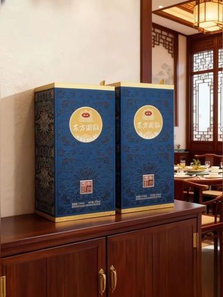 【酱香典范,双瓶礼遇】🇨🇳 国台东方国酝·53度酱香型白酒 500ml×2瓶精致套装,醇香满溢,礼赠佳品! 传统工艺酿造,入口绵柔,回味悠长~ 宴请/收藏/自饮皆宜,彰显品质之选✨ 👉点击下单,品味东方酱香魅力! (未成年人禁止饮酒) #白酒 #酱香型 #国台东方国酝 #礼品推荐 #抖音好物
