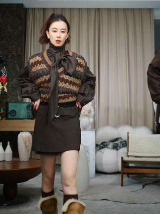 infobyfive2025秋冬二代带腰带屁帘短裙短裤裙裤一店NF0508033#谁穿谁好看系列 #穿搭分享