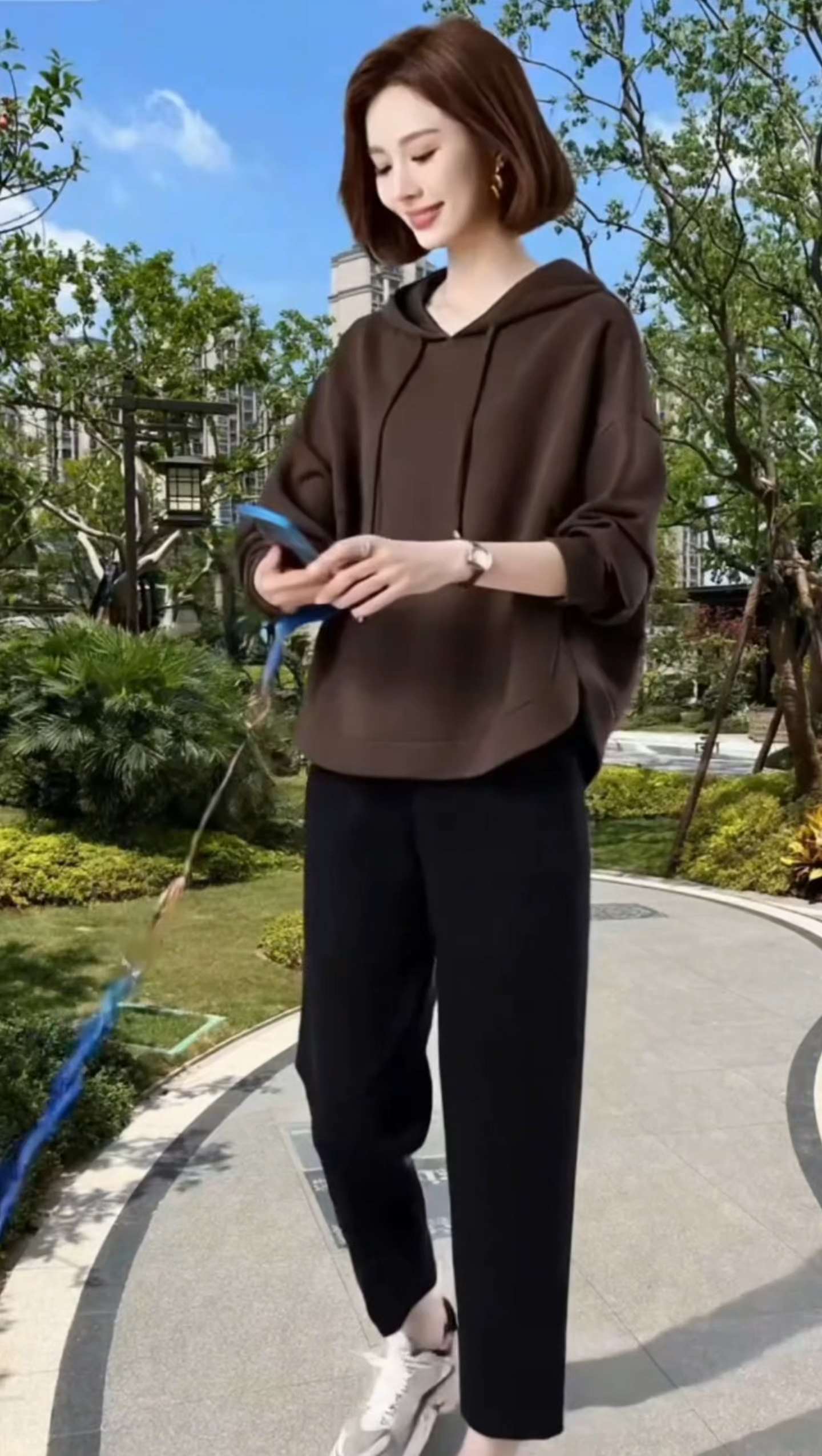 #春秋穿搭 #显瘦遮肉 秋季新款休闲卫衣