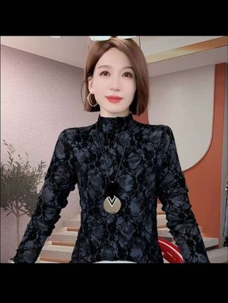 半高领植绒打底衫女内搭2025秋季新款可外穿长袖t恤洋气印花上衣#半高领打底衫#长袖T恤#洋气印花上衣 #早秋穿搭 #优雅气质