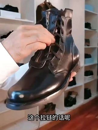 产品说明: 【名称】:3516厂全新正品库存78夏飞皮靴 【生产年代】:70,80,90,2000年代初生产 【面料】:头层牛皮,鞋内底为牛皮趟底,外耐磨橡胶大底。