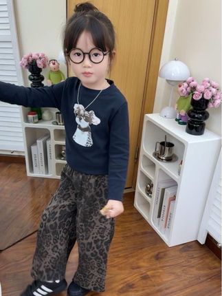 生个女儿吧!按照自己喜欢的风格都给她打扮一遍~#萌娃穿搭 #生女儿就要这样穿 #高品质童装 #女童穿搭 #秋款上新中