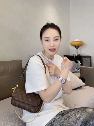 近期爱用小包,三种背法,能放手机雨伞等,#包包推荐#百搭包包#斜挎包#单间包#腋下包