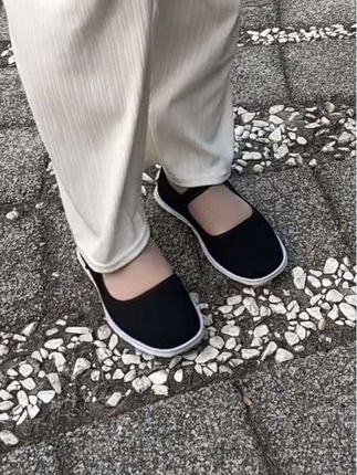 针脚里的时光,步履间的风雅#手工布鞋#传统手艺#绣花鞋