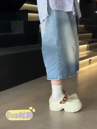 可盐可甜的玛丽珍洞洞鞋,踩上去像踩屎感棉花~#小个子女生 #洞洞鞋推荐 #增高显瘦