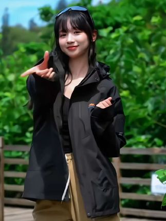 #男女同款冲锋衣 #户外穿搭 #休闲百搭 #冲锋衣 #冲锋衣男女同款