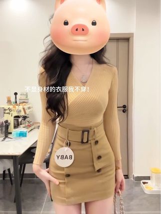 剪吊牌最快一次啊啊啊!#辣妹穿搭 #梨形身材穿搭 #ootd穿搭 #御姐范儿 #甜辣妹 @DOU+上热门