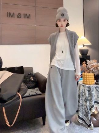 秋季新款纯色百搭打底上衣#打底衫搭配 #穿出自己的风格 #无限回购的宝藏单品