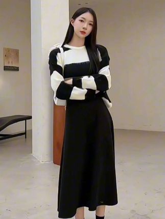 #秋季穿搭 #松紧腰半身裙 #百搭半身裙 #黑色系 #随心而悦live起来