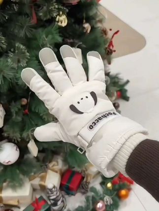 是谁还没有收到好朋友送的帕恰狗防风手套啊 冬天骑小毛驴也不怕冻手了~可爱又保暖#手套#礼物 #保暖手套 #这个冬天不怕冷 #快分享给你的好友