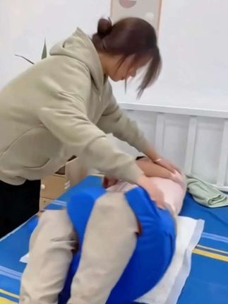 #老人翻身辅助器#卧床老人翻身助力器#护理用品 #翻身u型垫 #适老化产品