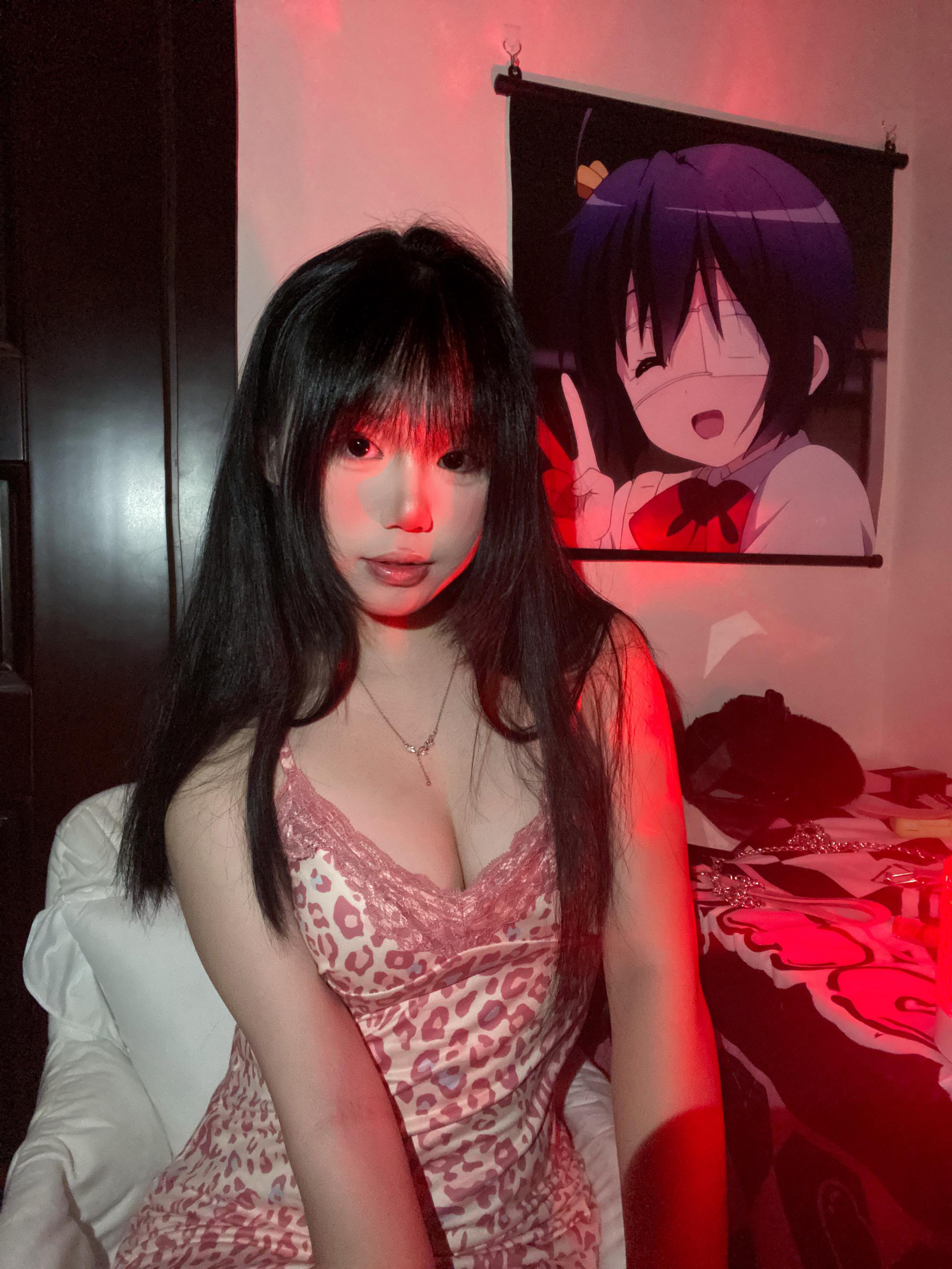 巴掌是惩罚还是奖励?#可爱 #少御 #甜妹 #性感 #小猫