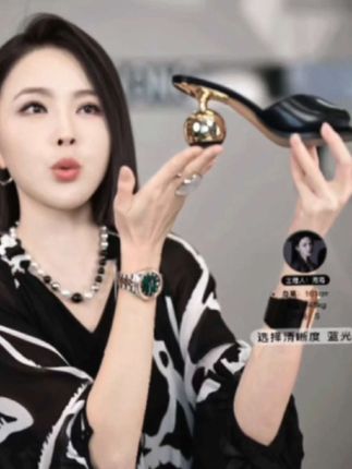 #强烈推荐 溶溶RONGRONG 真皮胎牛皮金色电镀法式风葫芦跟女士鱼嘴拖鞋25161#高级穿搭 #时尚搭配 #鞋 #品质女鞋
