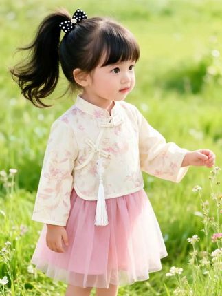 #生女儿就要这样穿 #古风女童汉服 #萌娃穿搭 #早秋不费力显贵穿搭#早秋穿搭公式来了@DOU+上热门 @DOU+小助手 @上热门🔥🔥🔥