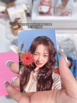 迎来了公主小栗画报般的代言🧚🏻 用小栗子的貌美代言结束国庆假期吧~#小卡开箱 #liz #金志垣 #徐明浩