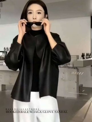 #真的很百搭的皮衣。皮质软糯细腻,显高显瘦,不挑年龄。春秋都可以穿#早秋新款#皮衣 #洋气减龄