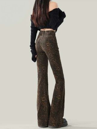 豹纹复古回潮🕶️这条拉夏贝尔高腰微喇裤简直美式辣妹本妹!2025秋季第一个王炸单品,穿上秒变千禧年复古icon#美式复古 #豹纹控 #微喇神裤 #围裙妈妈