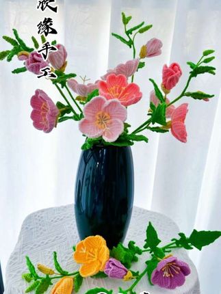 #我的手工作品 #爱手工爱生活 #毛线钩织 小巧精致的花,灵动秀气。