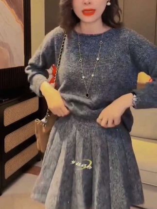 #时尚#显瘦穿搭 #谁穿谁好看@DOU+小助手