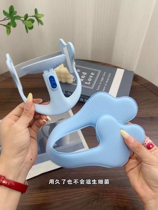 一天喊800遍别低头,真的一点儿也不夸张,他烦,我也烦,犹豫之下入手了这款 #猫太子 防低头神器 还好没踩雷,#坐姿习惯#好习惯养成 #抬头挺胸