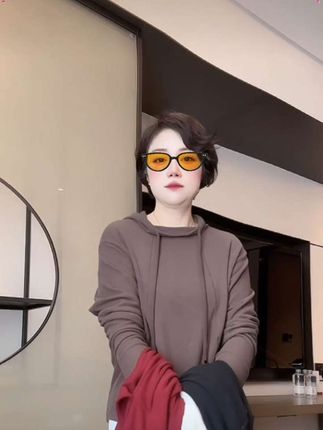 【U.M】羊绒3D立裁四线六针本色切条连帽保暖柔糯显瘦卫衣帽衫#帽衫#显瘦帽衫#连帽卫衣#羊绒连帽卫衣